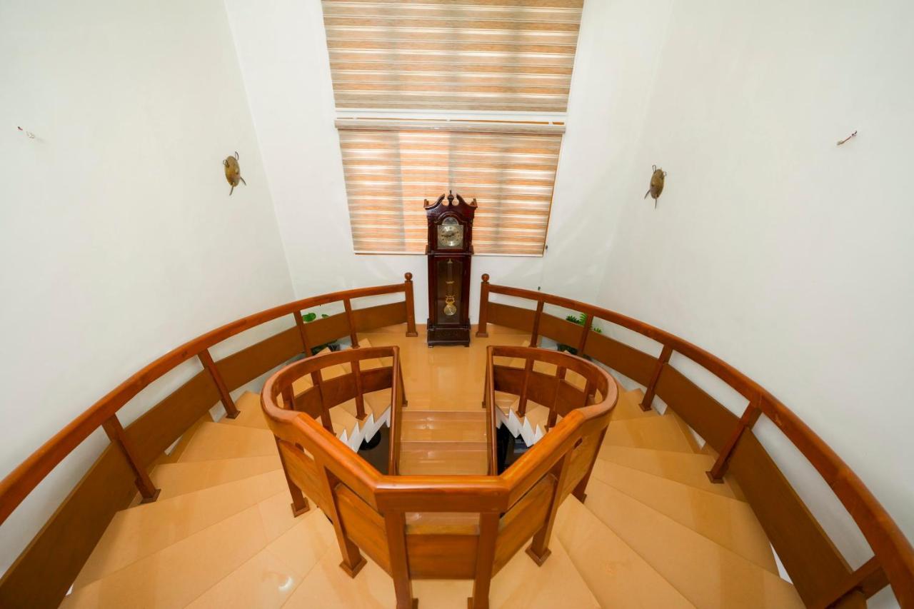 Parudeesa - Heavenly- Luxurious Palace Look-Near Cbd - Kerala - India With Breakfast Kāladi 外观 照片